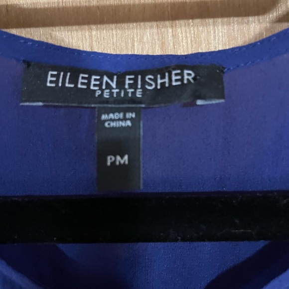 #187- EILEEN FISHER-PM 100% Silk sheer Long Sleeve Button Front - Picture 3 of 4